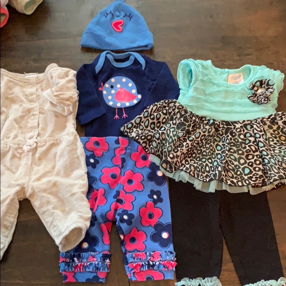 Newborn bundle outfits